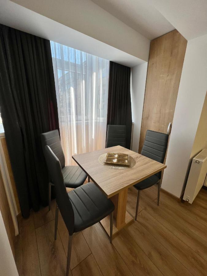 Boby S Studio With Free Parking Turda Exterior photo